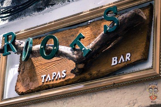 Roots Restaurante & Tapas Bar